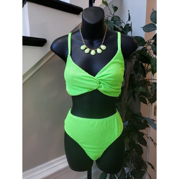 Womens 2 Piece Swimsuit Large Green Crinkle Stretch Twist Front Adjustable Strap - Picture 1 of 7